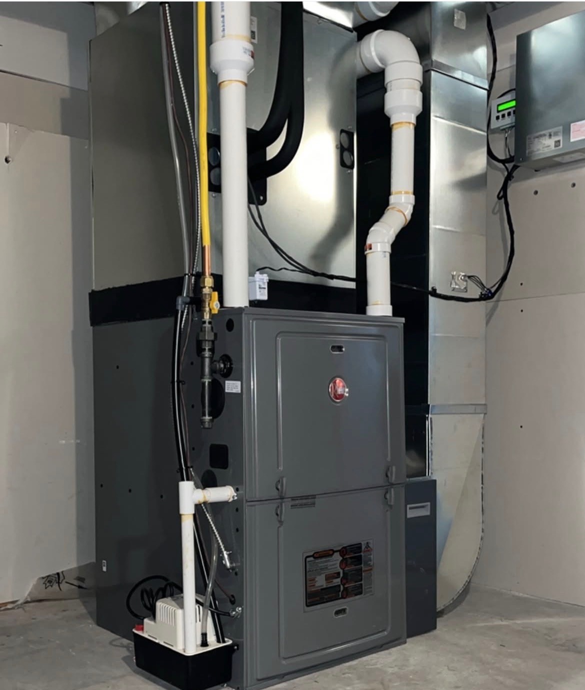 Rheem furnace installation by Comfort Tech Ottawa